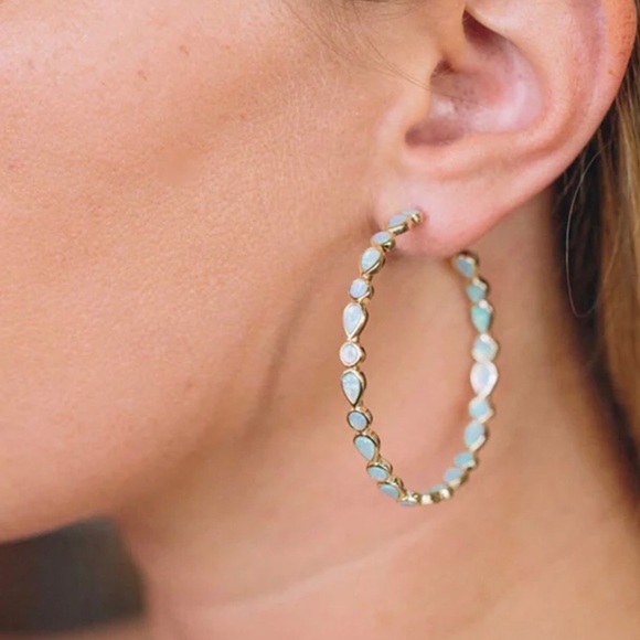 ✨✨Blue Hoops Earrings✨✨ - Picture 4 of 6